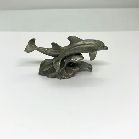 Vintage Hudson Fine Pewter Dolphins on Waves #2707 Dated 1992 Miniature - Picture 3 of 7